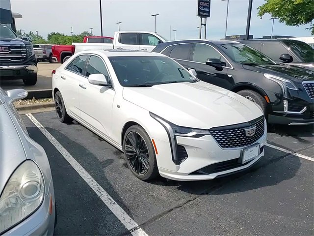 1G6DF5RL2P0105565