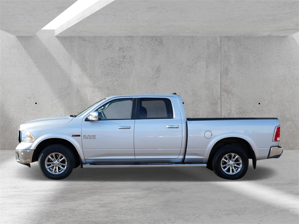 2016 Ram 1500 Laramie photo 4