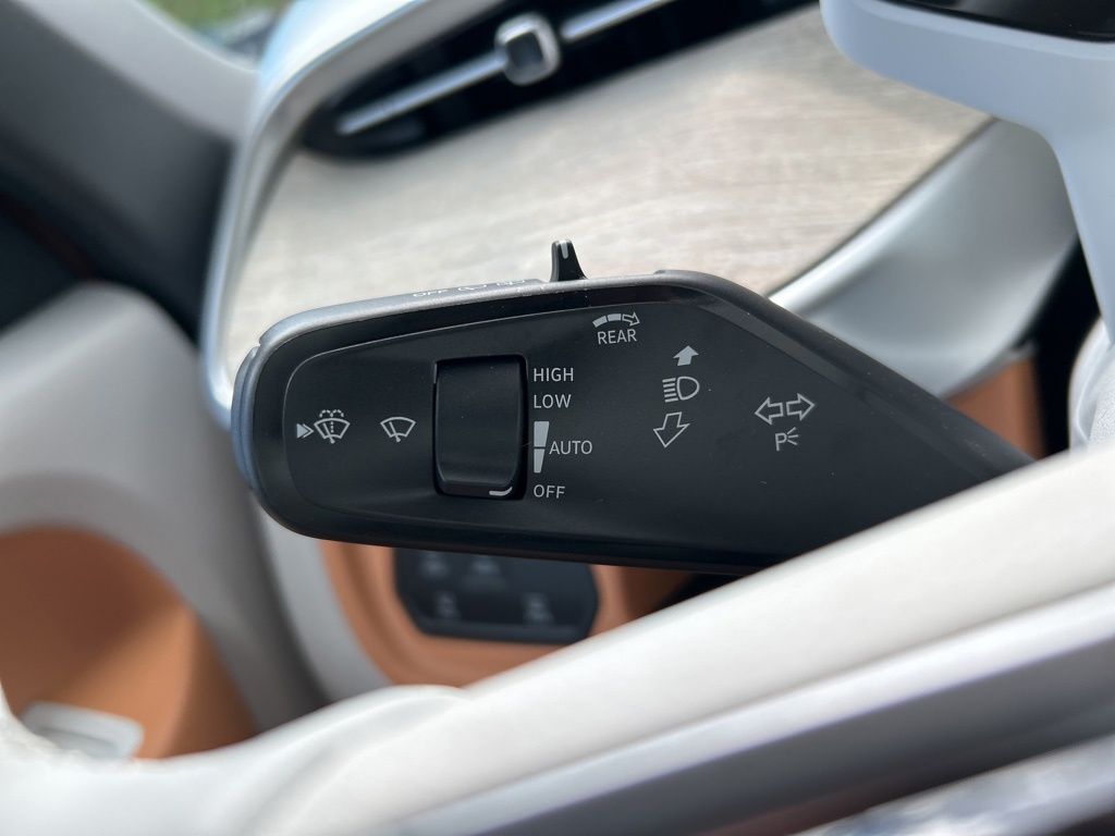 2025 Volkswagen ID. Buzz photo 20