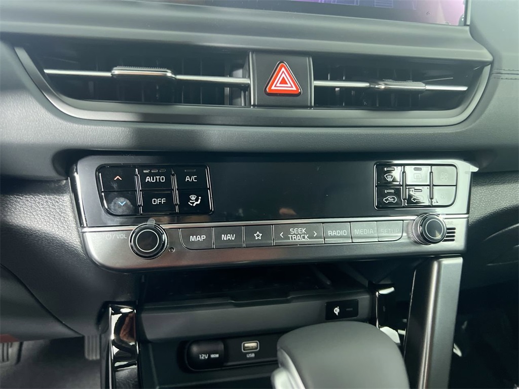 2026 Kia Seltos EX photo 21