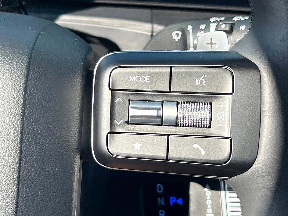 2025 Hyundai Santa Fe Limited photo 15