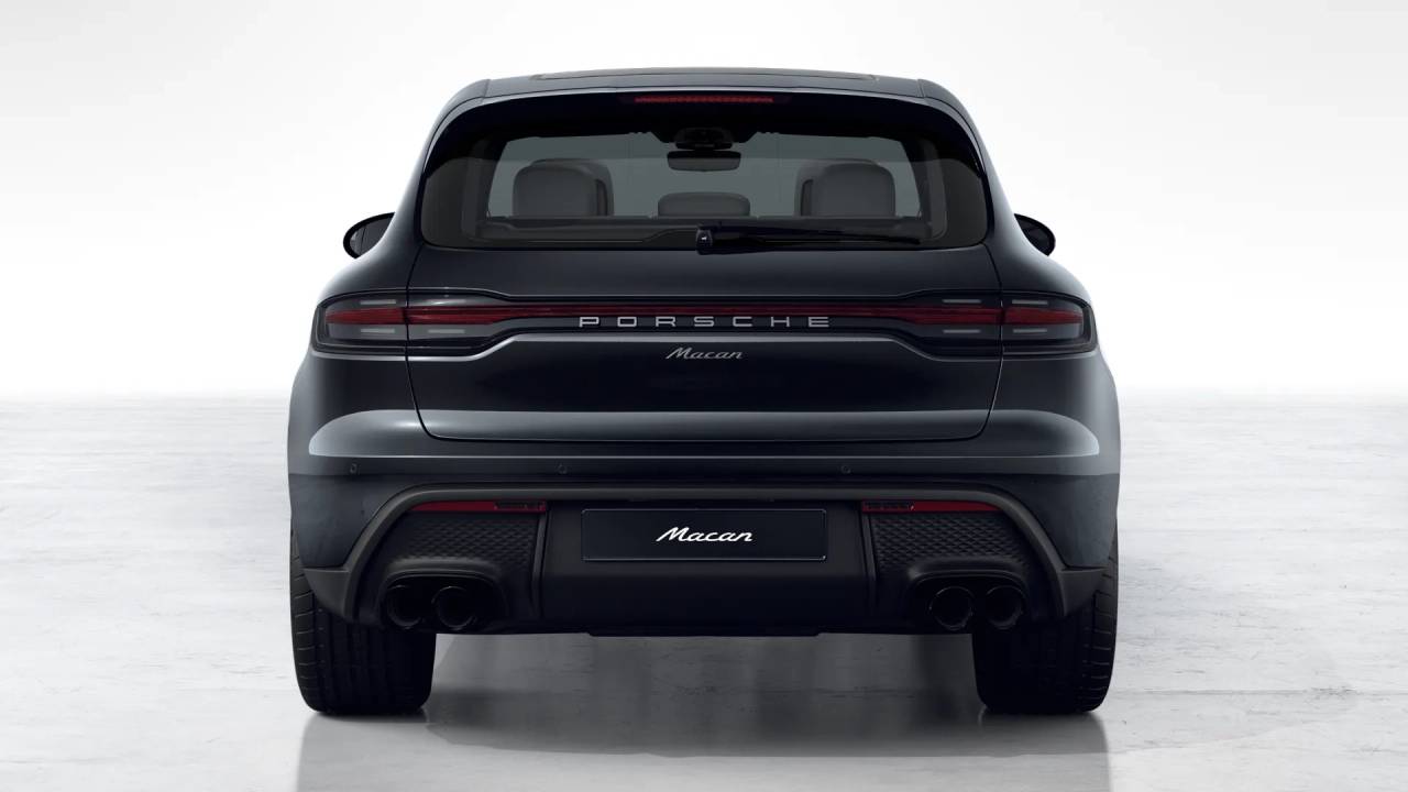 2026 Porsche Macan T photo 6