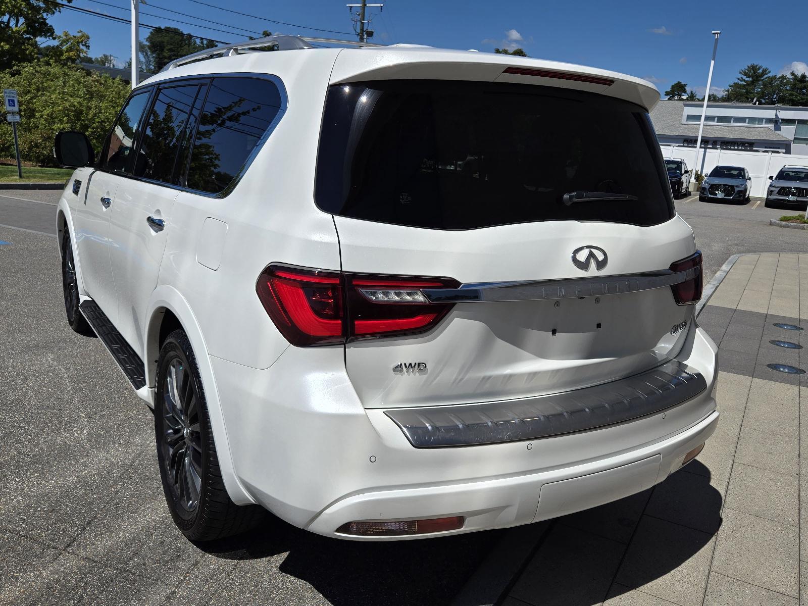 2023 Infiniti QX80 Sensory photo 12
