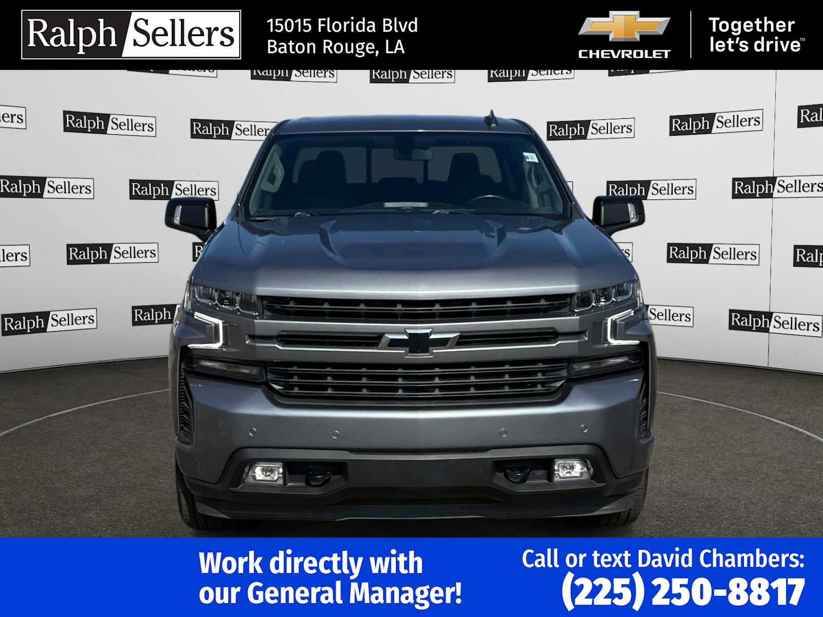 2021 Chevrolet Silverado RST photo 4