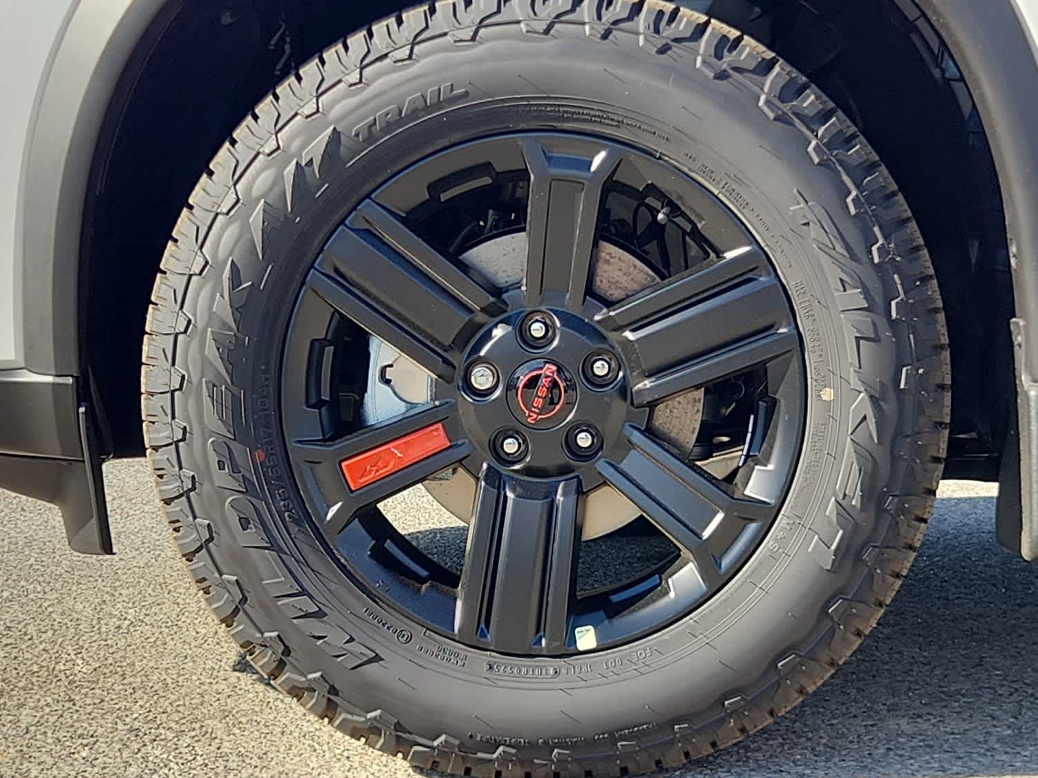 2026 Nissan Rogue SV photo 3