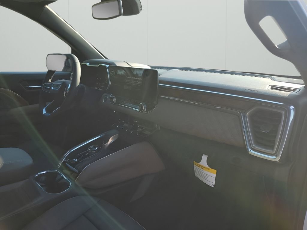 2025 Gmc Canyon Denali photo 14