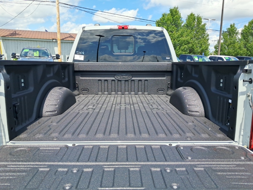 2025 Ford F-250 Lariat photo 24