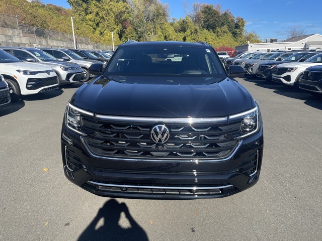 2026 Volkswagen Atlas Cross Sport SEL Premium R-Line photo 4