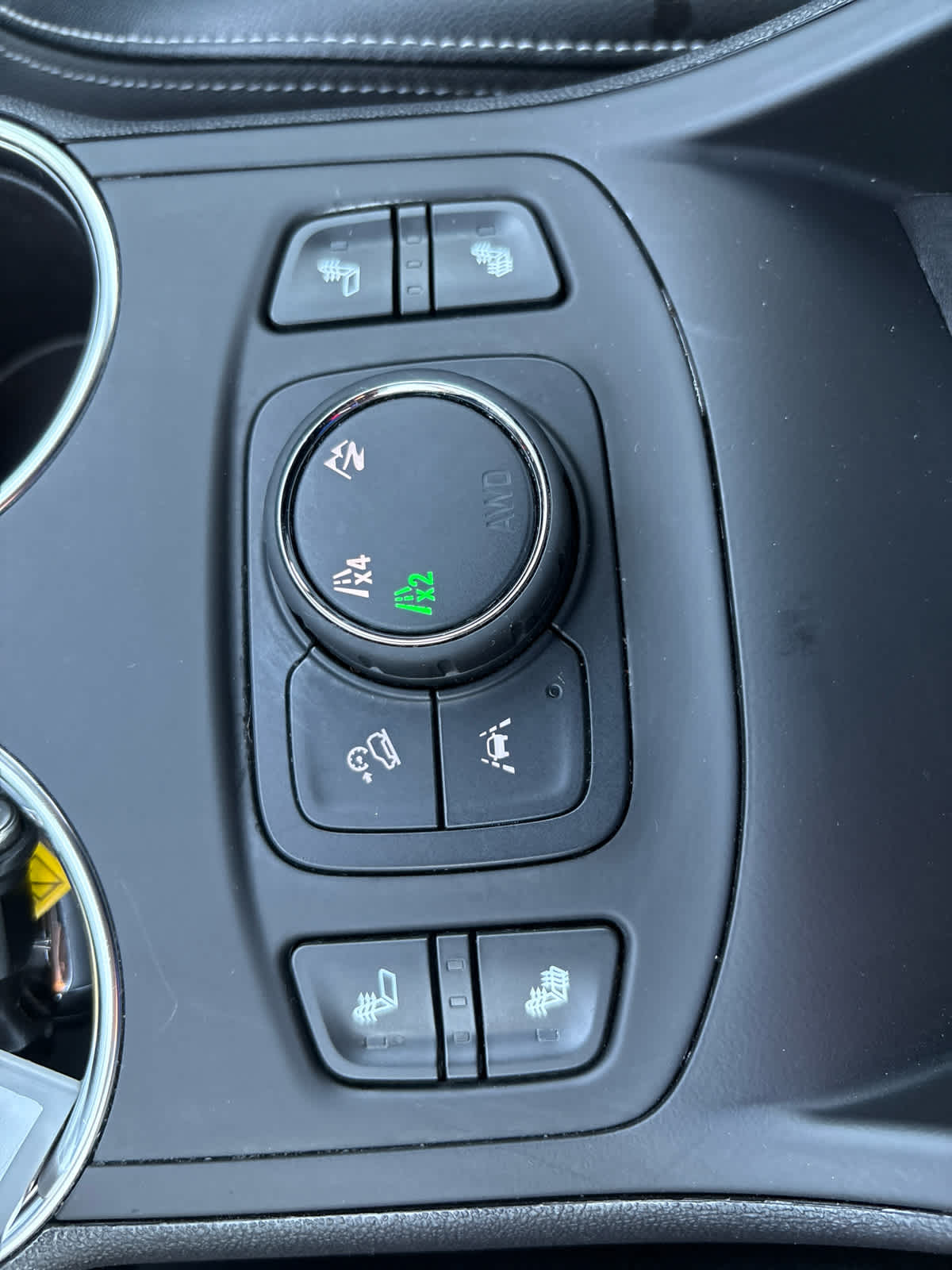 2024 Gmc Terrain SLT photo 26