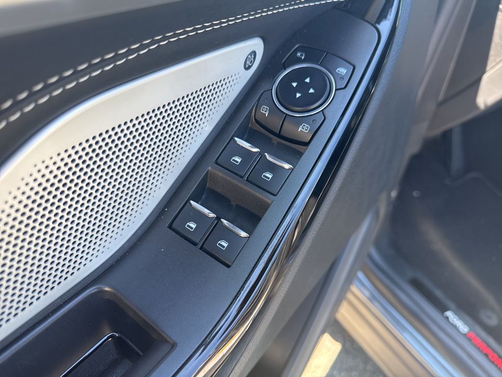 2023 Ford Explorer ST photo 7