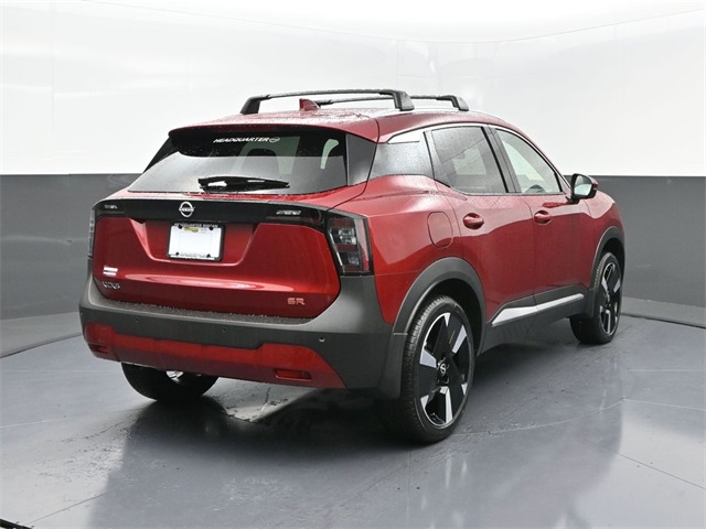 2025 Nissan Kicks SR photo 2