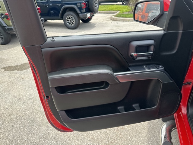 2015 Chevrolet Silverado 1500 LT photo 11
