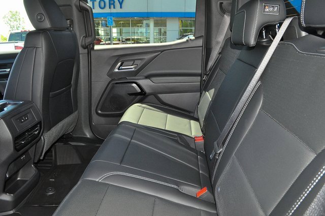 2025 Chevrolet Silverado EV LT photo 12
