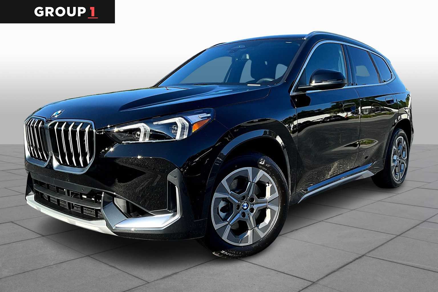 2026 BMW X1 28i's photo