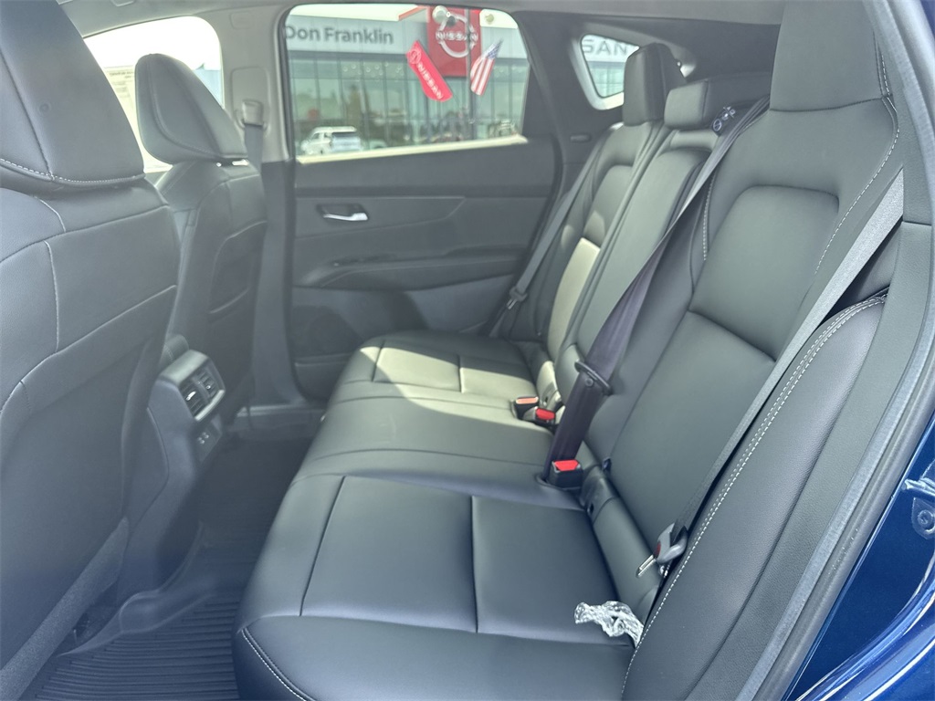 2025 Nissan Murano SV photo 25