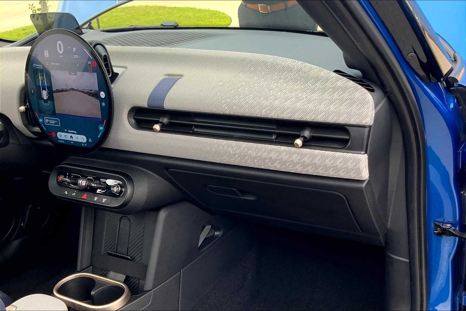 2025 Mini Cooper 4 Door Hardtop photo 17