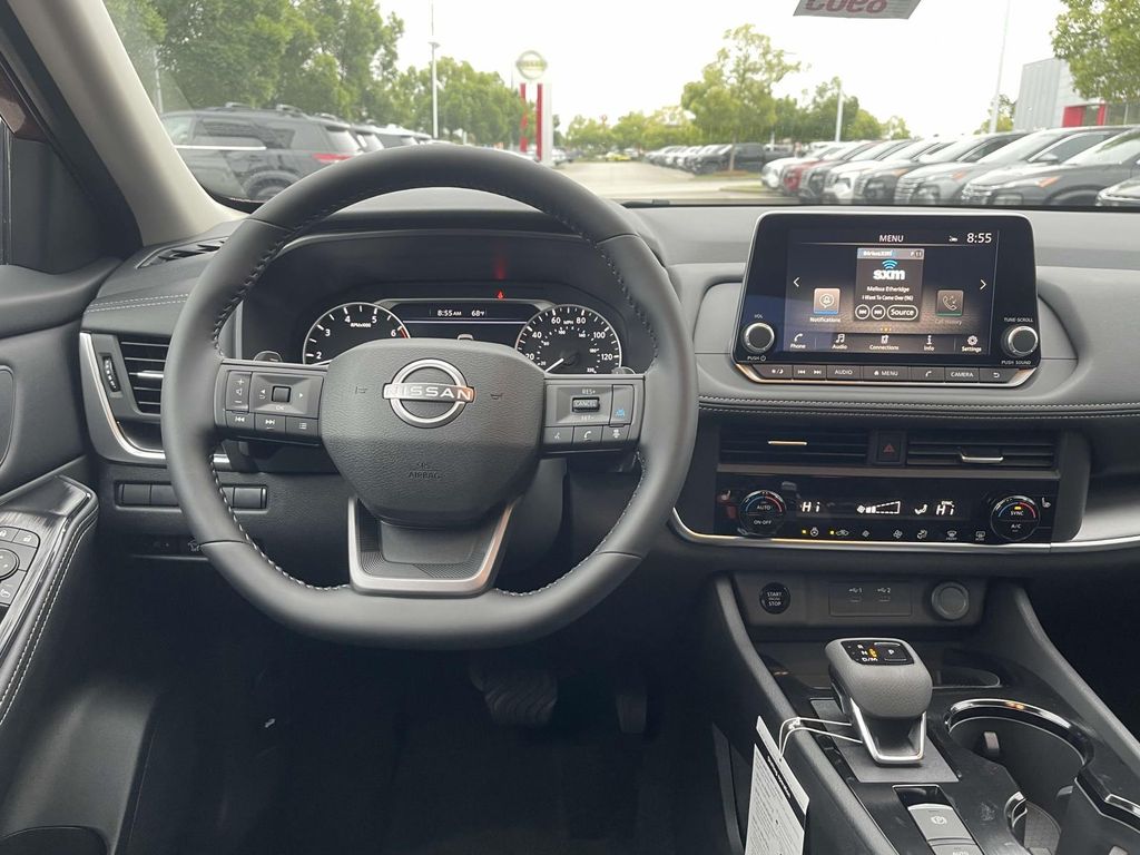 2026 Nissan Rogue SV photo 9