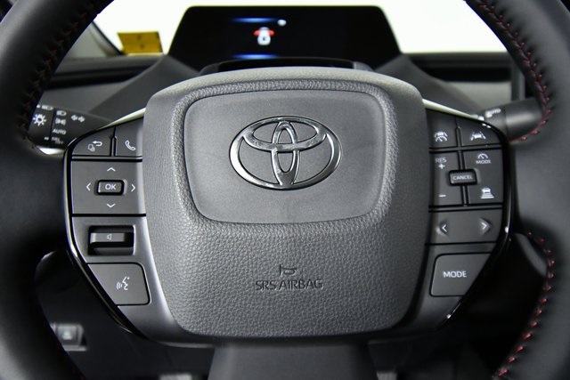 2026 Toyota Prius Plug-in Hybrid XSE photo 2