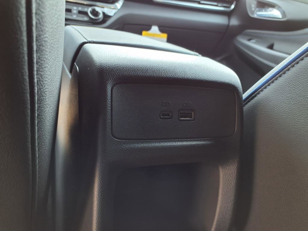 2025 Buick Envista ST photo 14