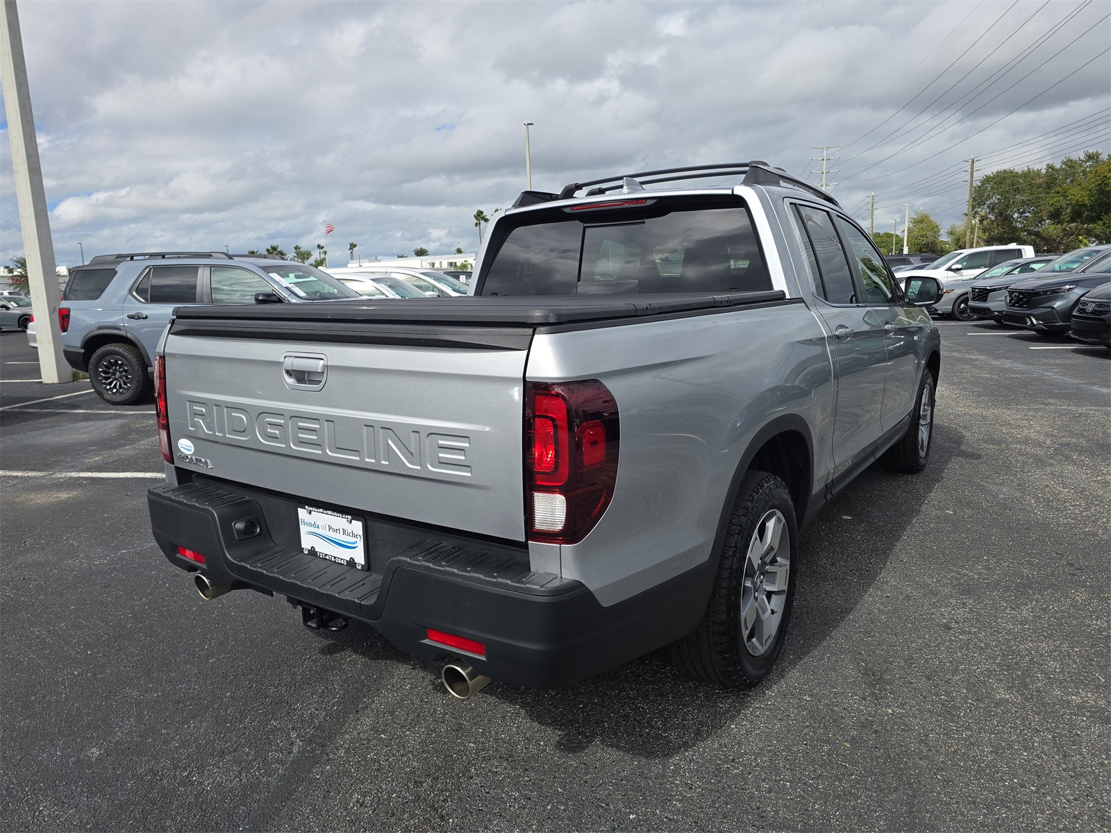 2025 Honda Ridgeline RTL photo 3