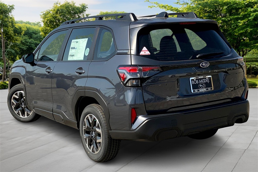 2025 Subaru Forester Base photo 3