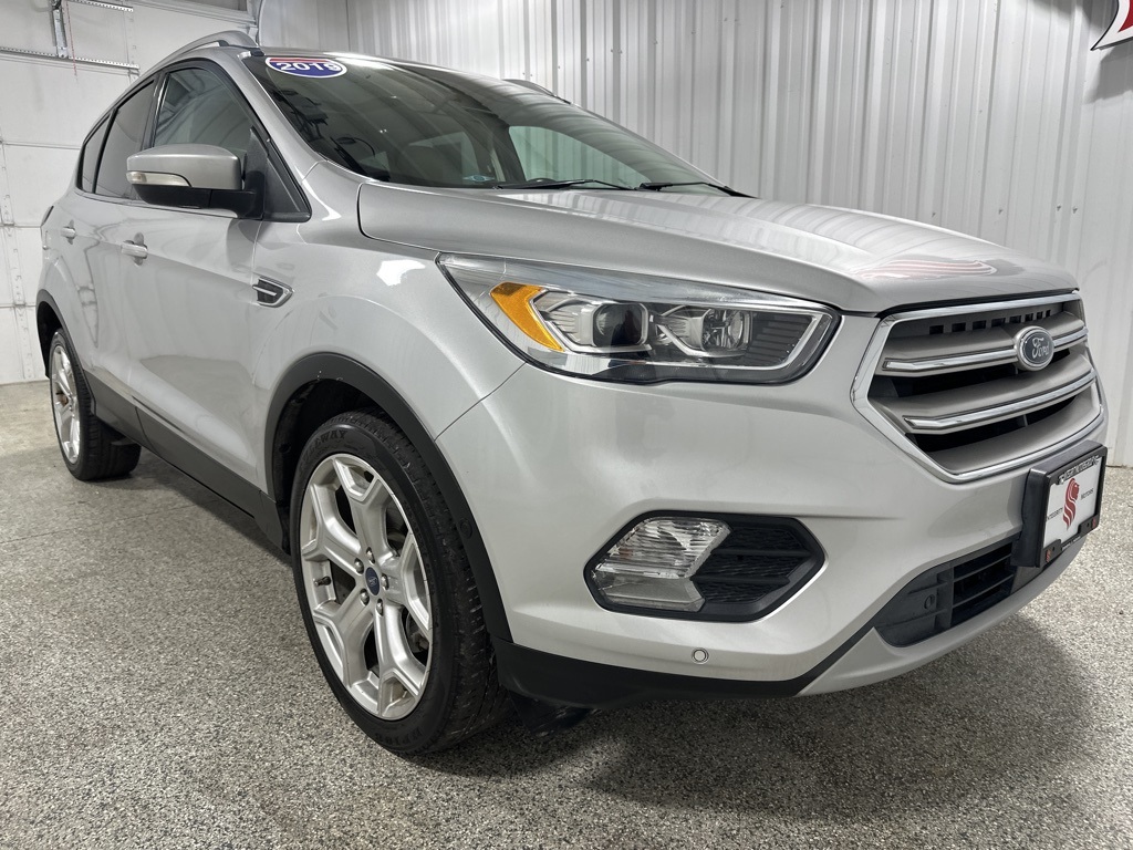 2019 Ford Escape Titanium photo 3