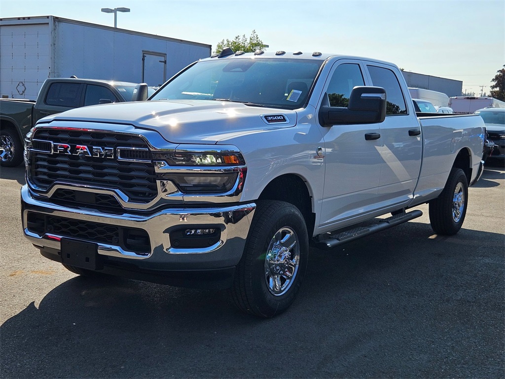 2026 Ram 3500 Tradesman photo 3
