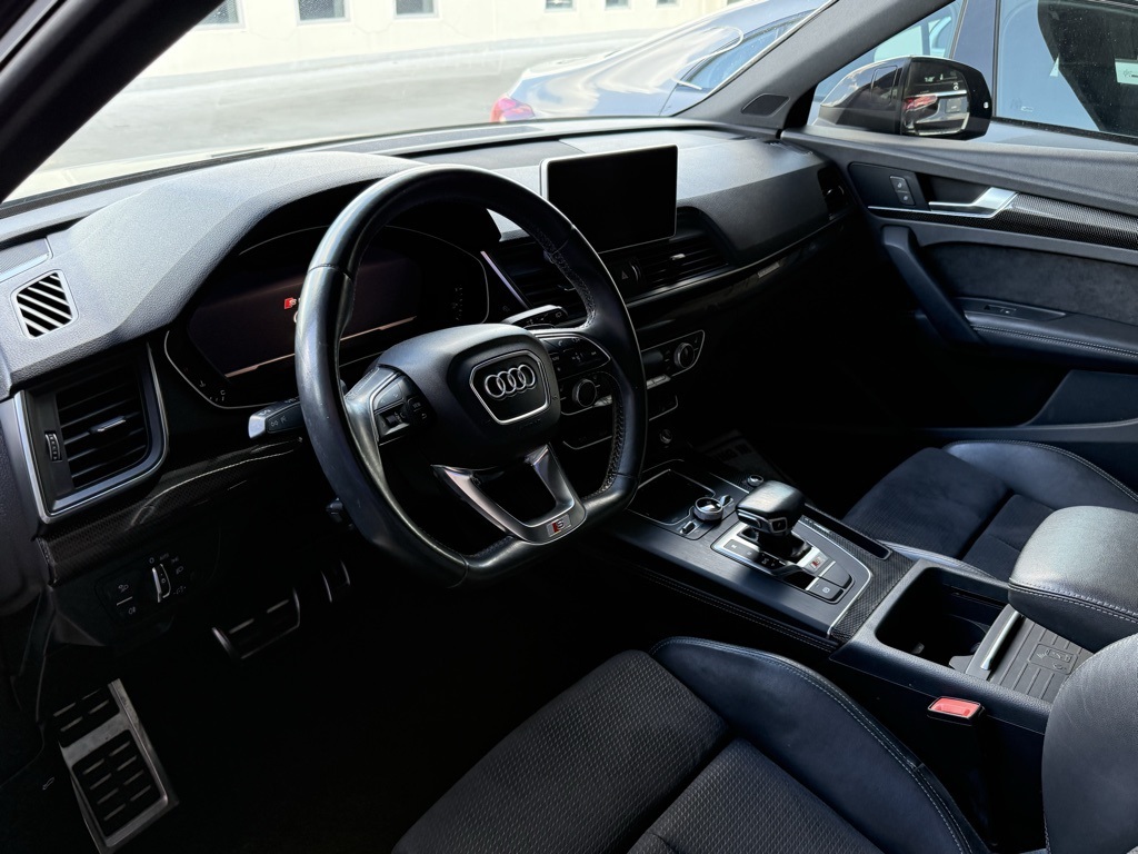 2020 Audi SQ5 Premium Plus photo 3