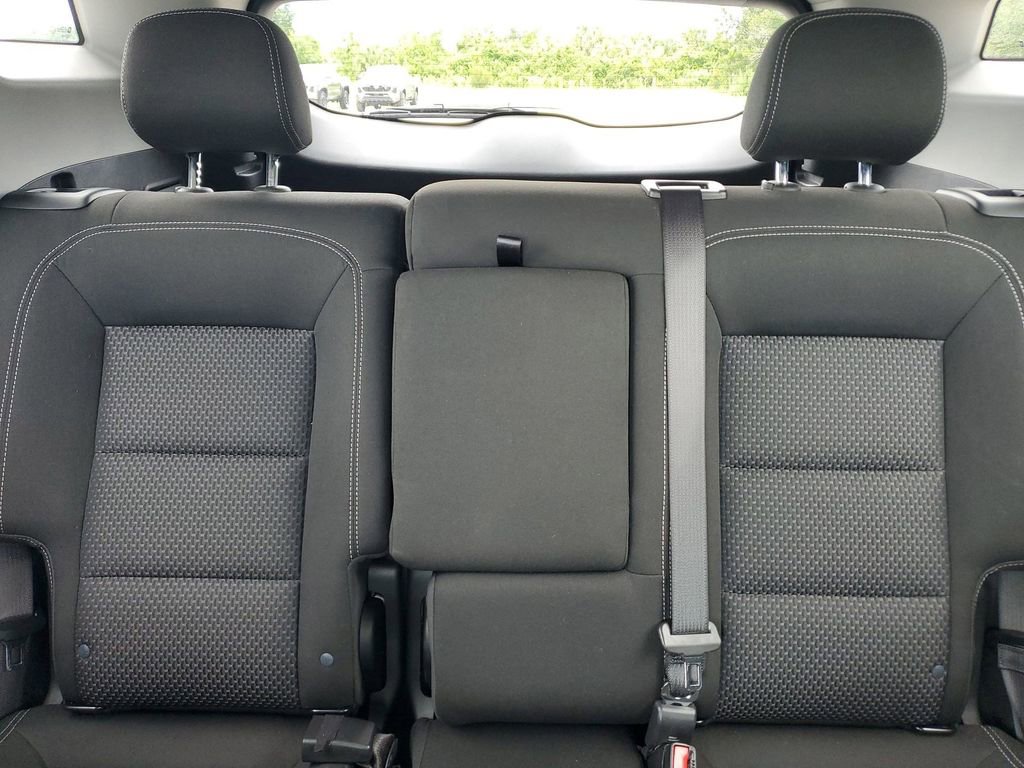 2024 Gmc Terrain SLE photo 13