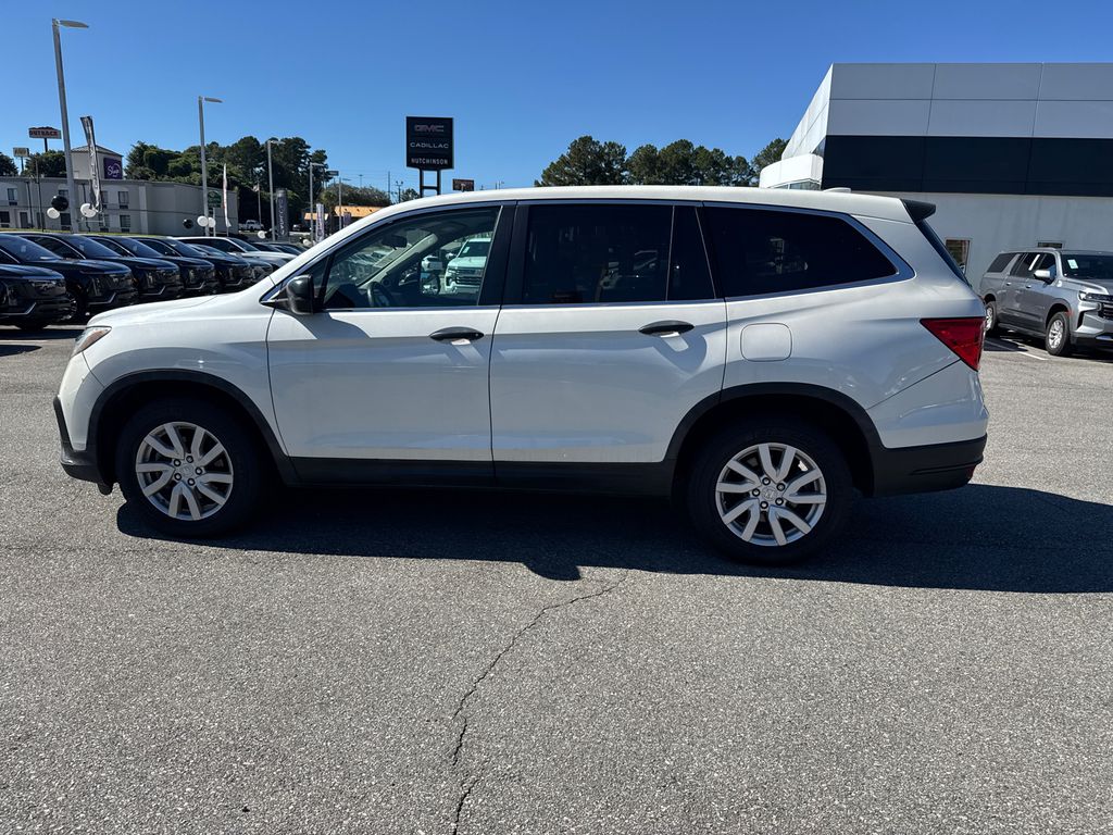 2019 Honda Pilot LX photo 6
