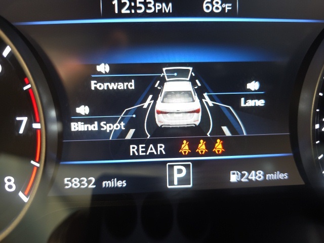 2024 Nissan Sentra SV photo 17