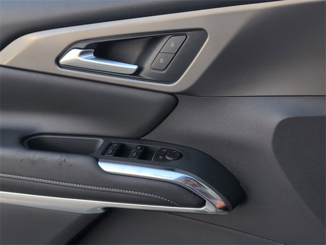 2026 Chevrolet Traverse photo 13