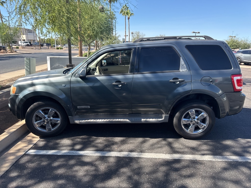 Used 2008 Ford Escape XLT with VIN 1FMCU03188KE82797 for sale in Scottsdale, AZ