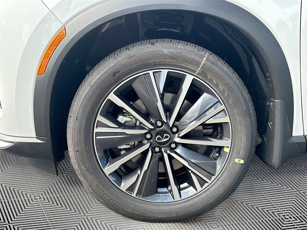 2026 Infiniti QX60 Luxe photo 34
