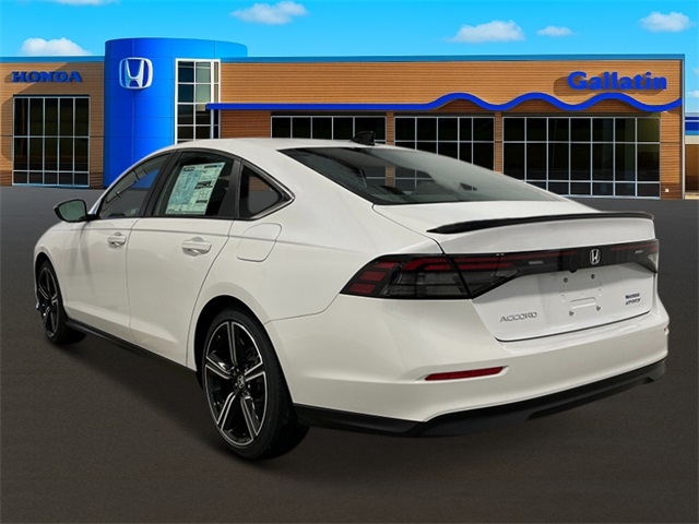 2025 Honda Accord Sport photo 2