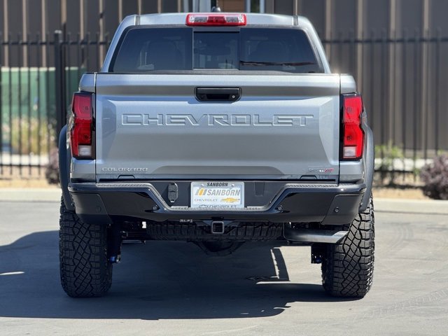 2025 Chevrolet Colorado ZR2 photo 4