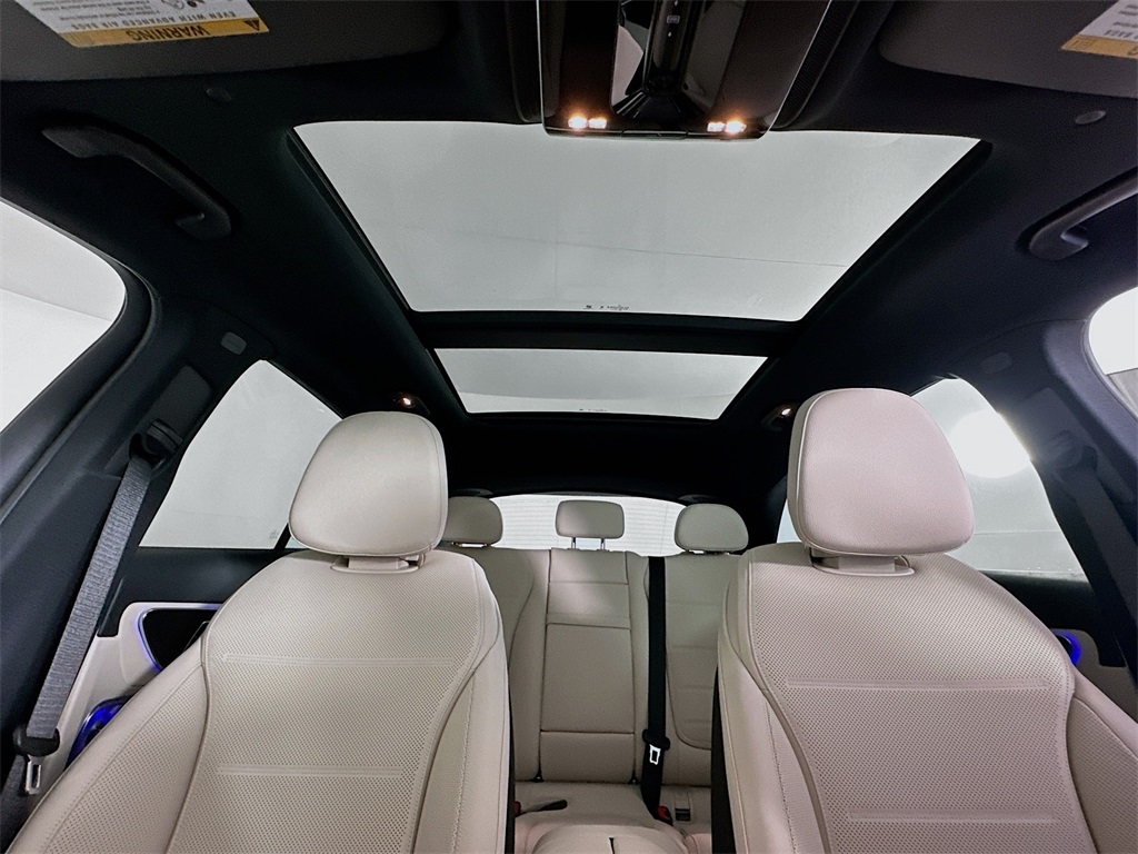 2026 Mercedes Benz GLC 300 4MATIC photo 19