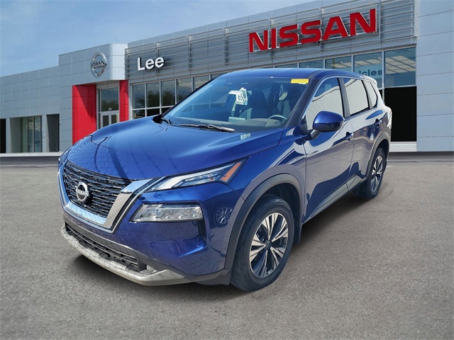 2023 Nissan Rogue SV's photo
