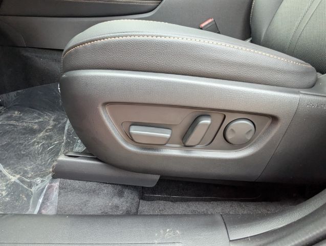 2025 Mazda CX-70 Premium photo 12