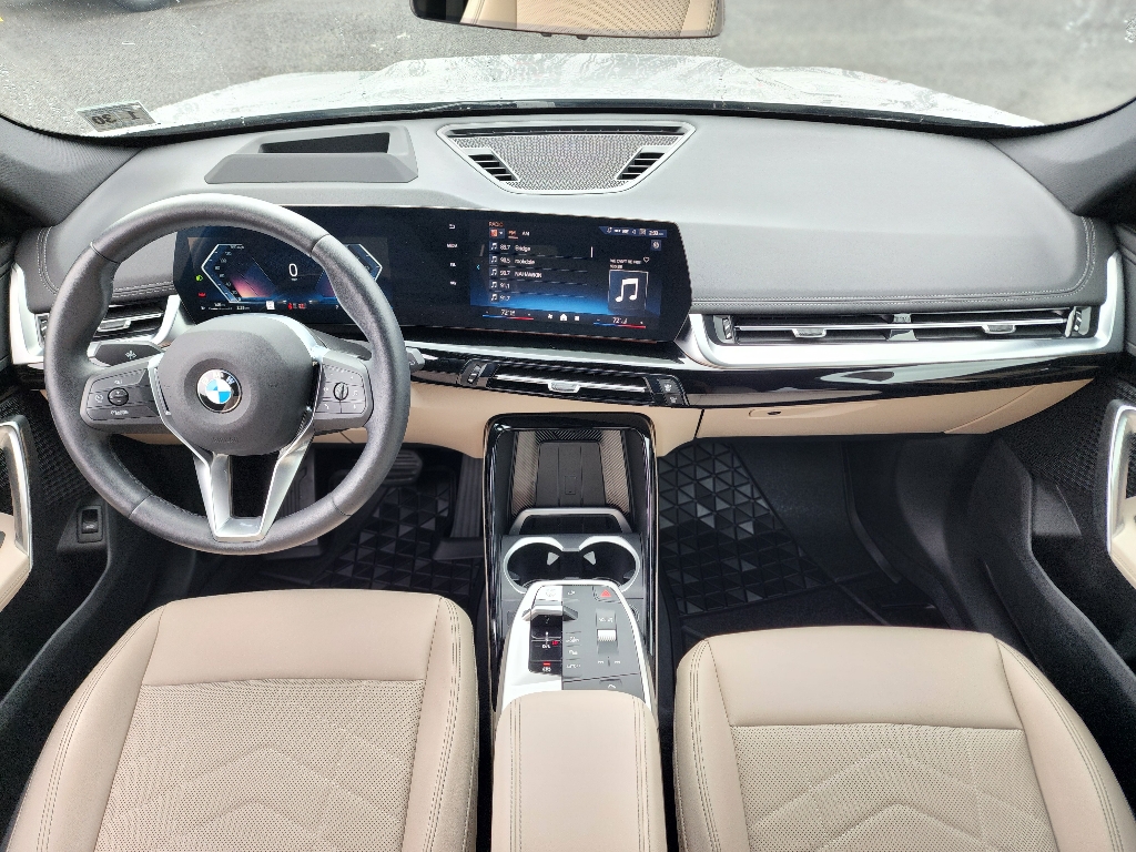 2025 Bmw X1 XDrive28i photo 2
