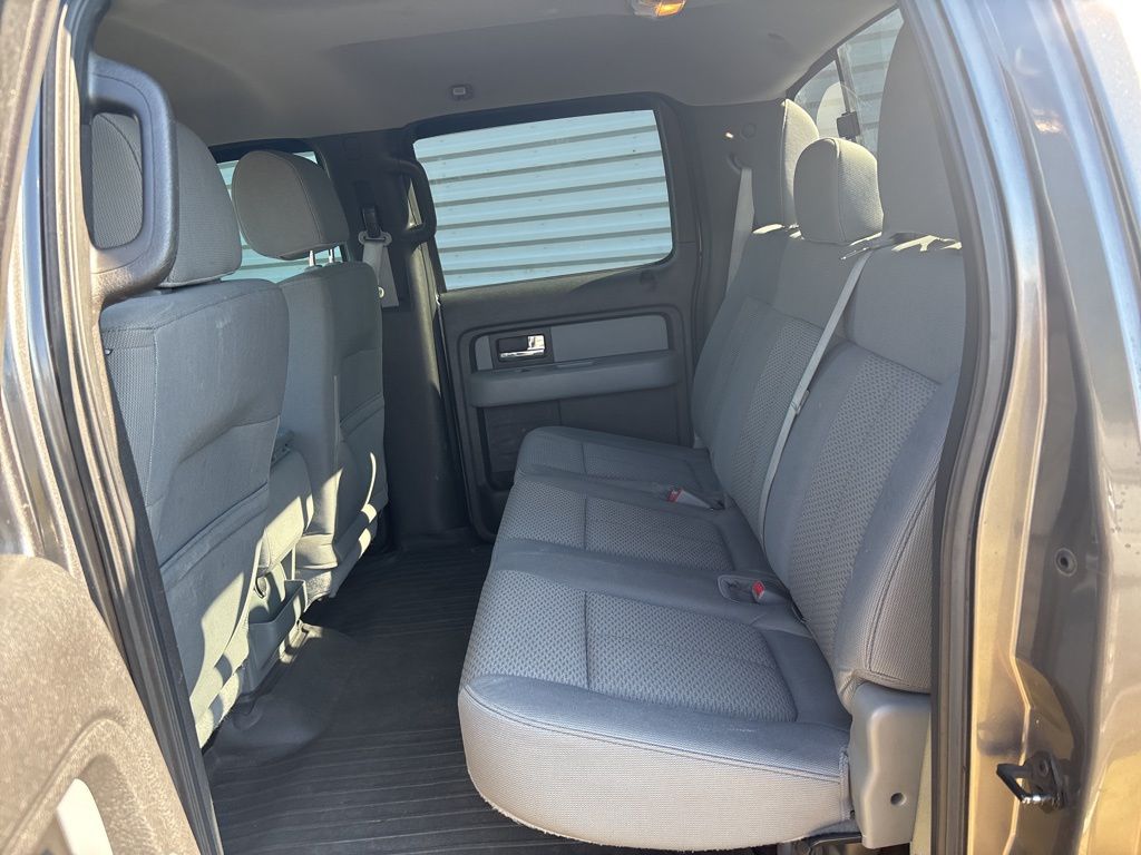 2012 Ford F-150 XLT photo 24