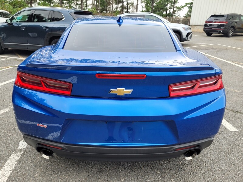 2018 Chevrolet Camaro 1LT photo 4