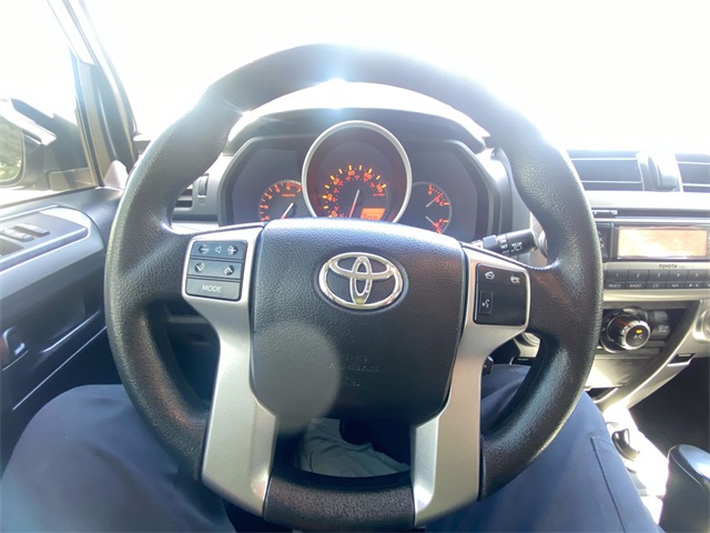 2013 Toyota 4Runner SR5 4WD photo 6