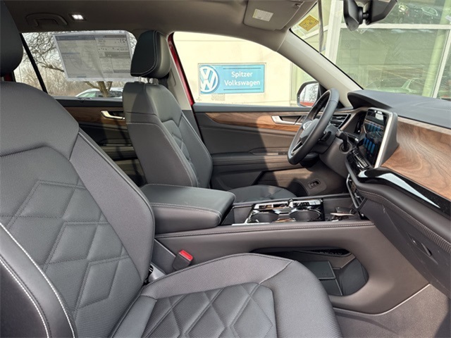2025 Volkswagen Atlas SE Technology photo 41