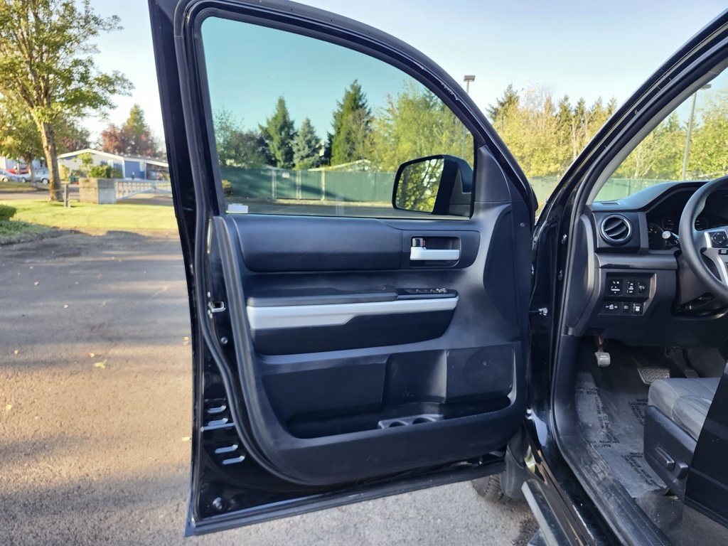 2019 Toyota Tundra SR5 photo 19
