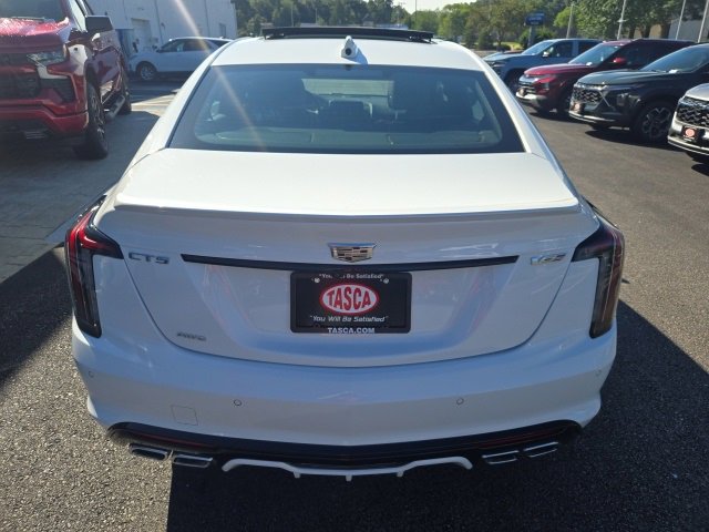 2024 Cadillac CT5 V photo 5