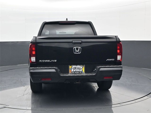 2017 Honda Ridgeline Sport photo 6