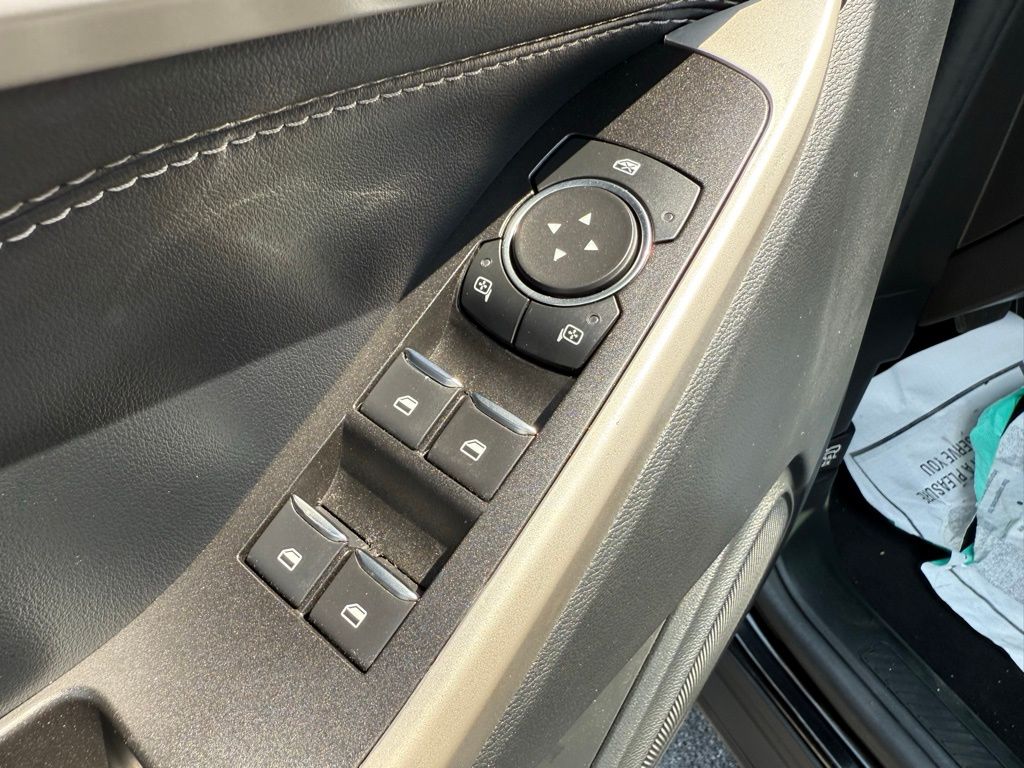 2022 Ford Explorer XLT photo 11