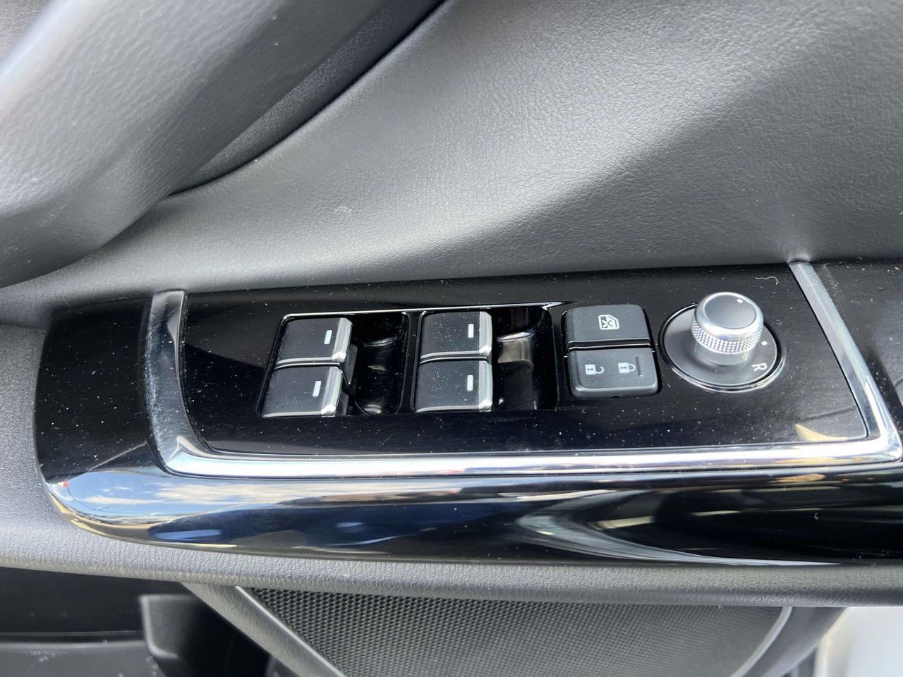 2022 Mazda CX-9 Touring photo 15