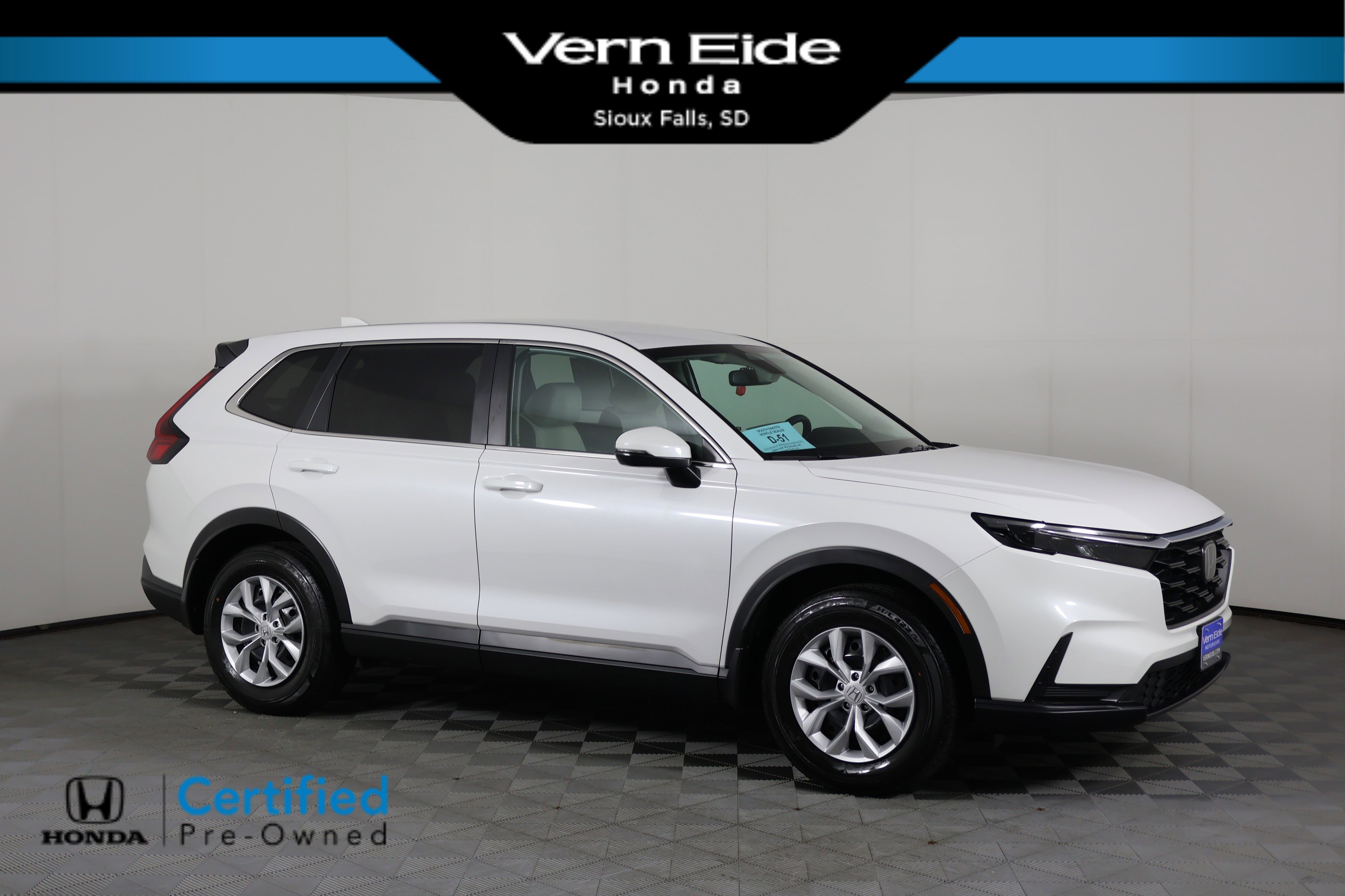 2025 Honda CR-V LX's photo